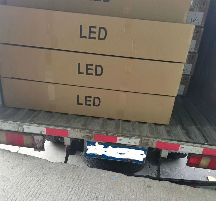 led fluorescent light tubes