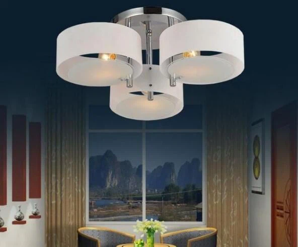 The use characteristics of modern lamps and lanterns