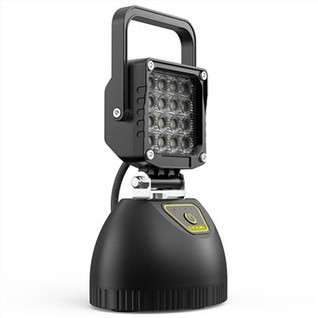Battery Powered Work Light With Magnetic Base