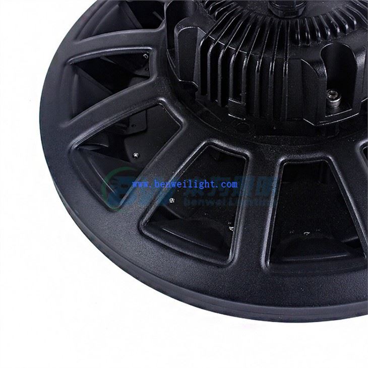 ufo led high bay light 240w