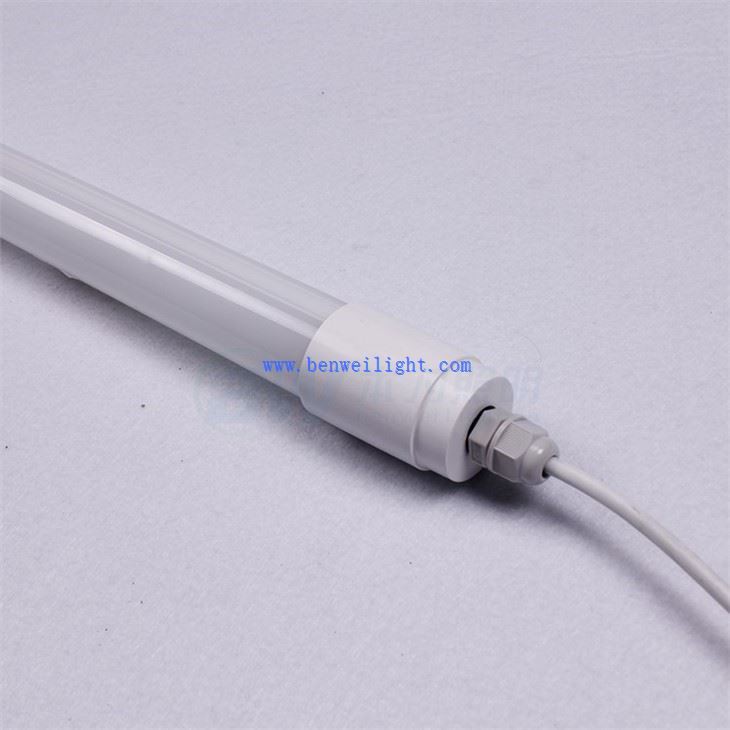 LED LIGHTING FOR BREEDING FACILITIES