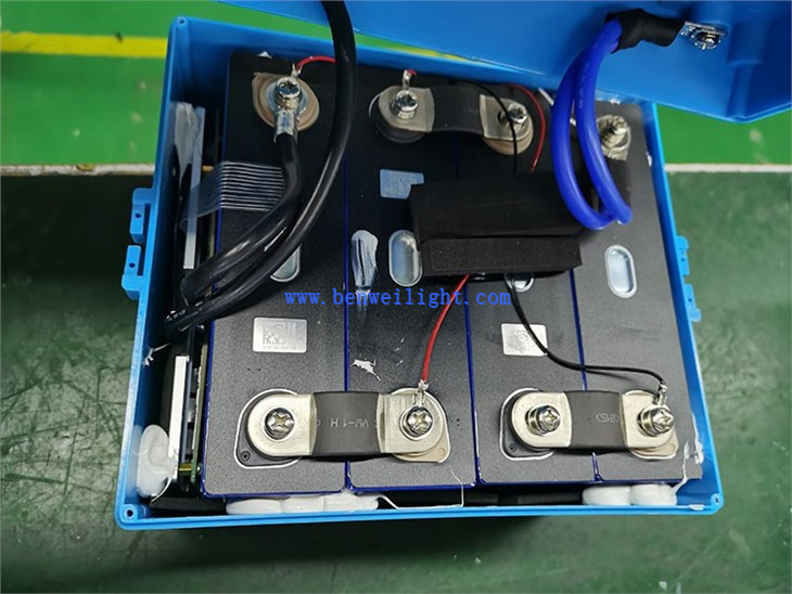 12 Volt 100ah Lithium Battery