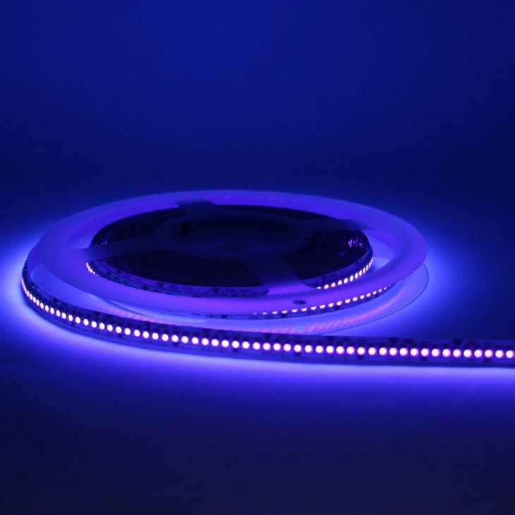 395-405nm 12V Flexible Blacklight for Party Room1