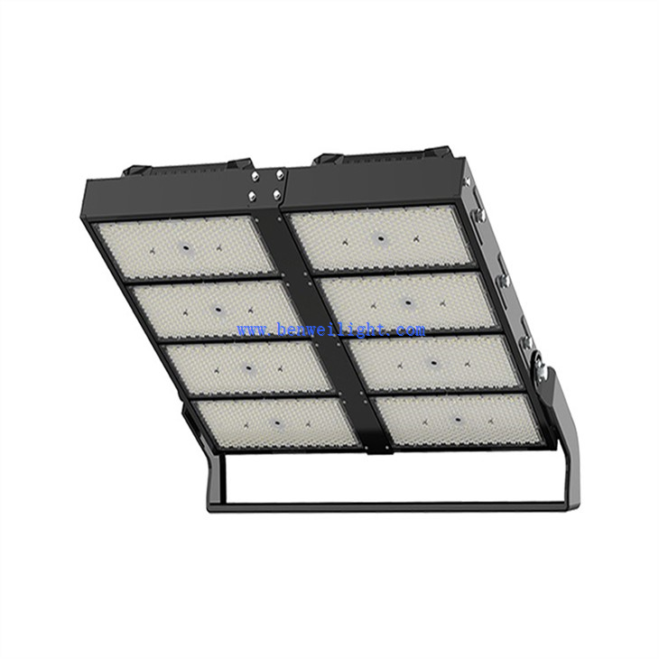 portable stadium lights
