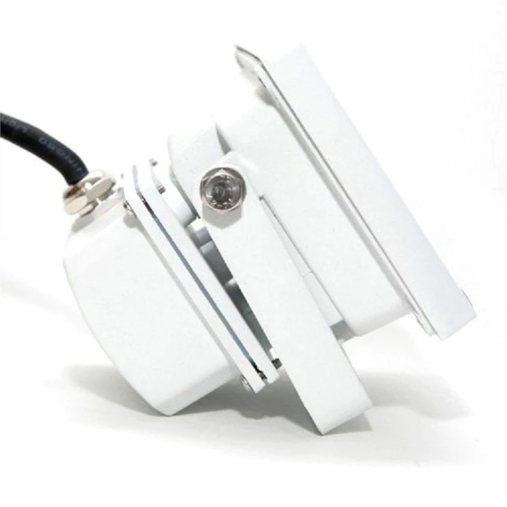marine-led-floodlight-warm-white