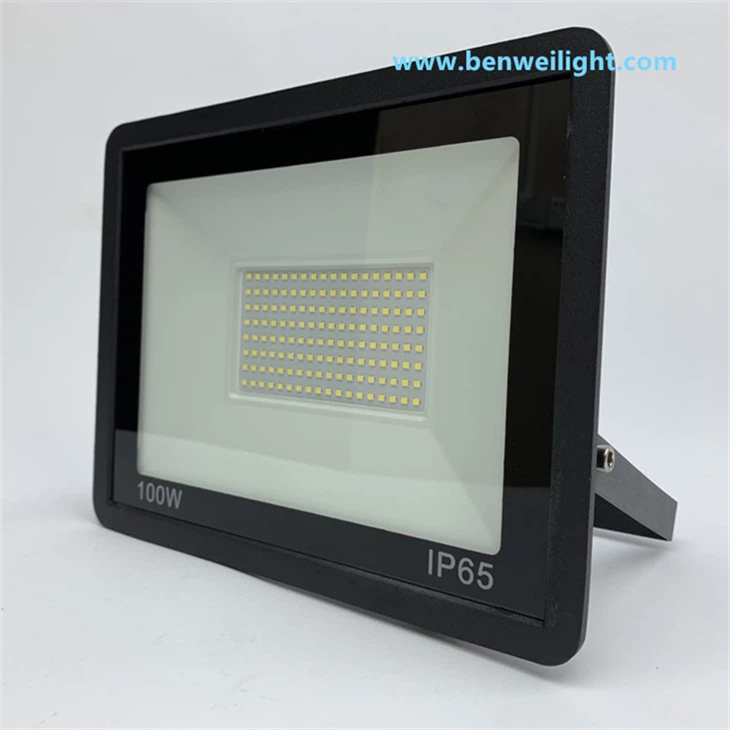 3-in-1 Color Temperature LED Flood Light - Warm White/Cool White/Daylight (Button Control)