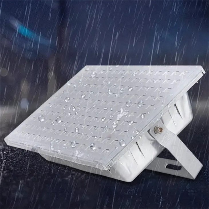 outdoor arena lights