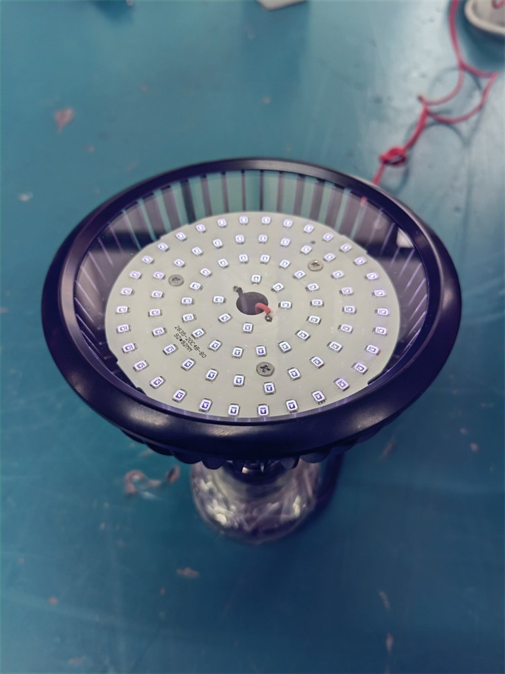 Portable UV 365nm lamp for inspecting glue in shoe factories