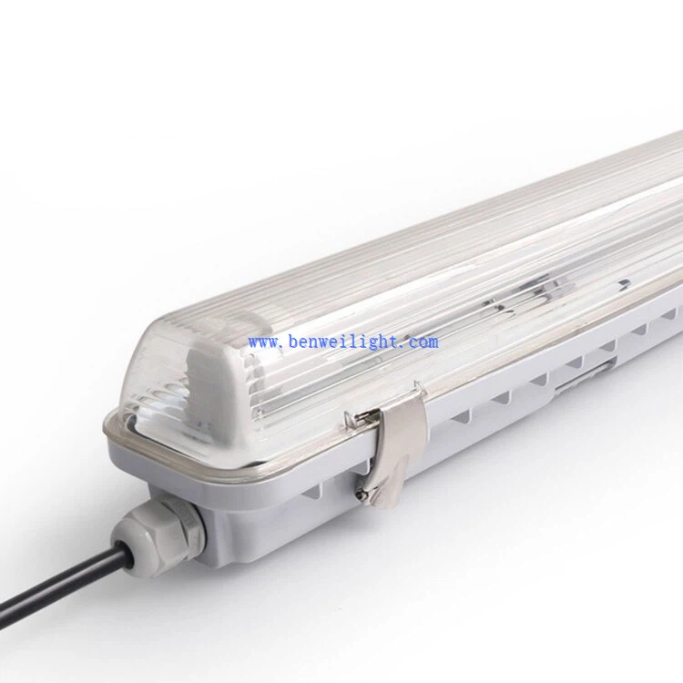 IP65 LED Tri-Proof Light with T8 LED Tube 2 IP65 LED Tri-Proof Light with T8 LED Tube 2